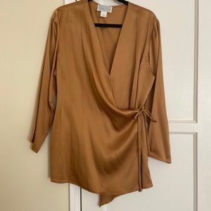 Gold Silk Set Saks Fifth Avenue Folio